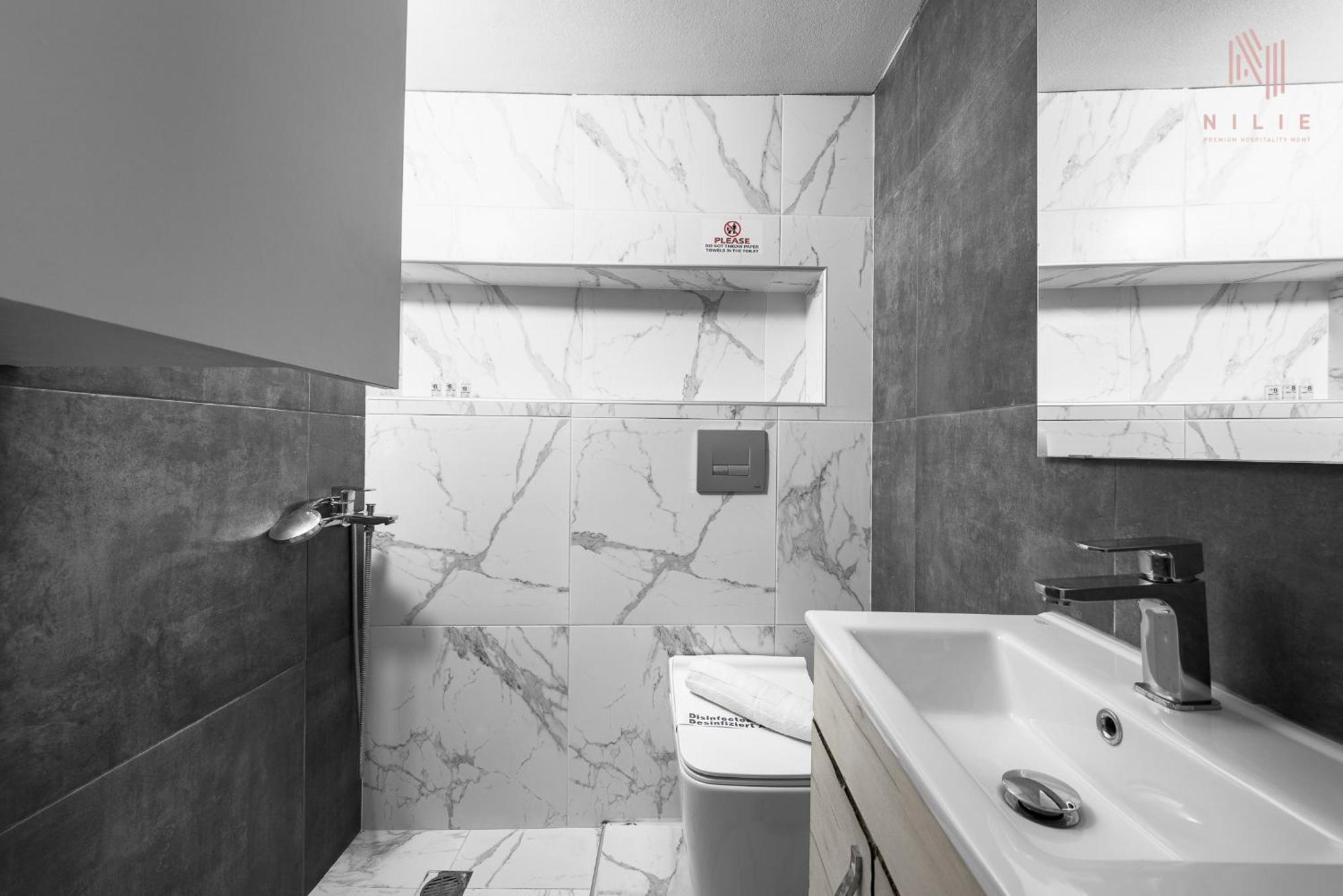 Apartment Denizen Boutique Apartments, Nilie Hospitality Mgmt *
