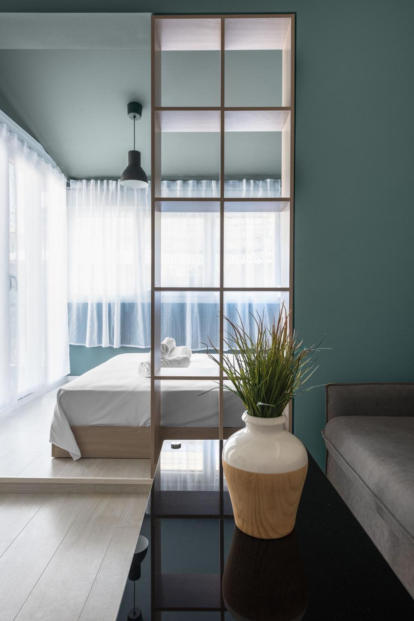 Apartment Denizen Boutique Apartments, Nilie Hospitality Mgmt